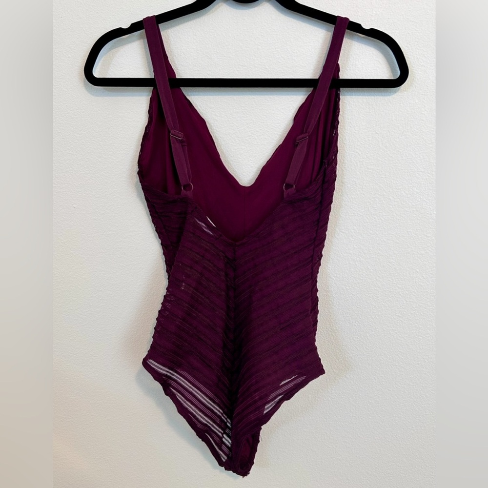 Bershka - ribbed lace bodysuit - Picture 2 of 2